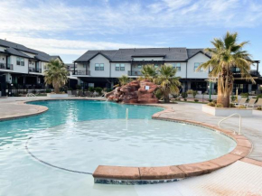 Kantada in the Sun - Poolside Retreat